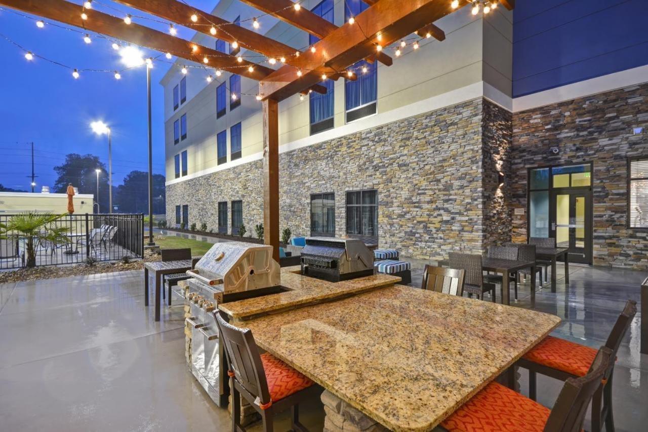 Homewood By Hilton Hotel